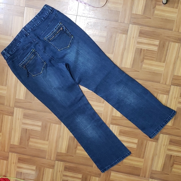 V.S.H. jeans - Picture 3 of 13